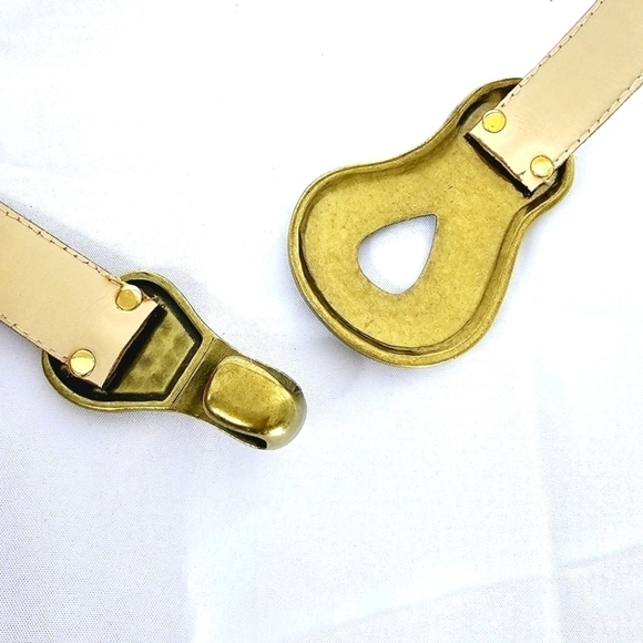 Cuir Véritable Genuine Leather Curved Stud Paisley Adjustable Belt - Picture 7 of 7